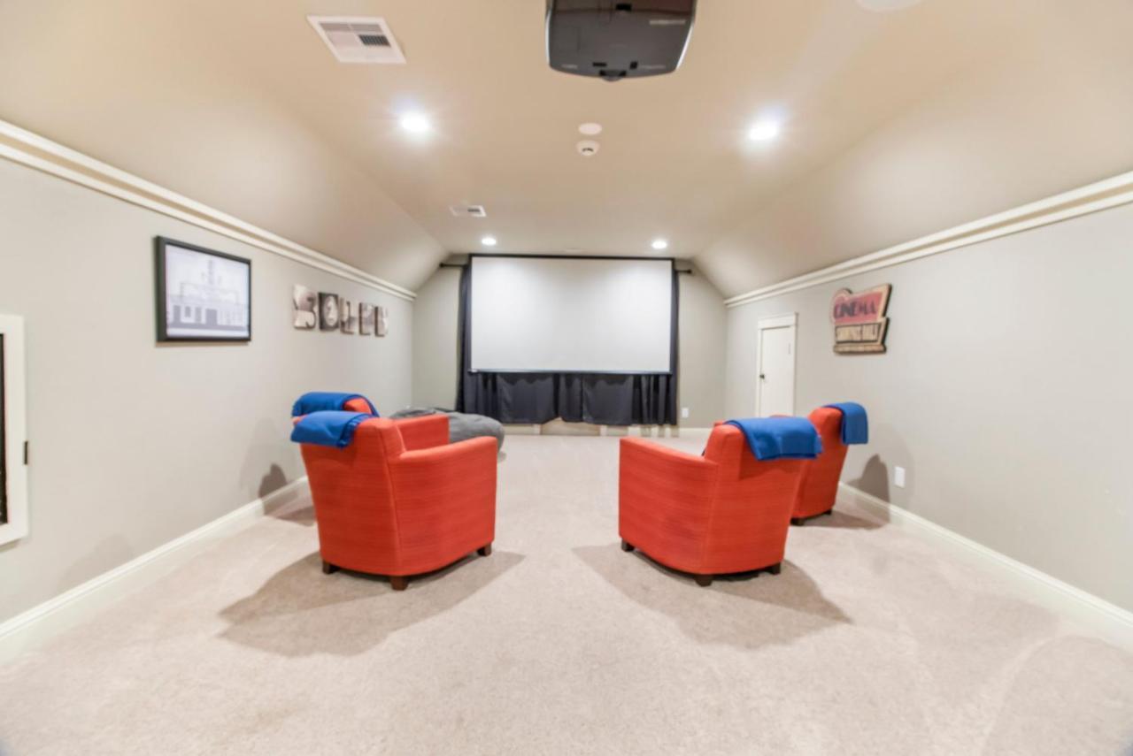 Luxury Waterfront Home Family And Pet Friendly Near Surfside Beach 11 Mins Freeport Kültér fotó