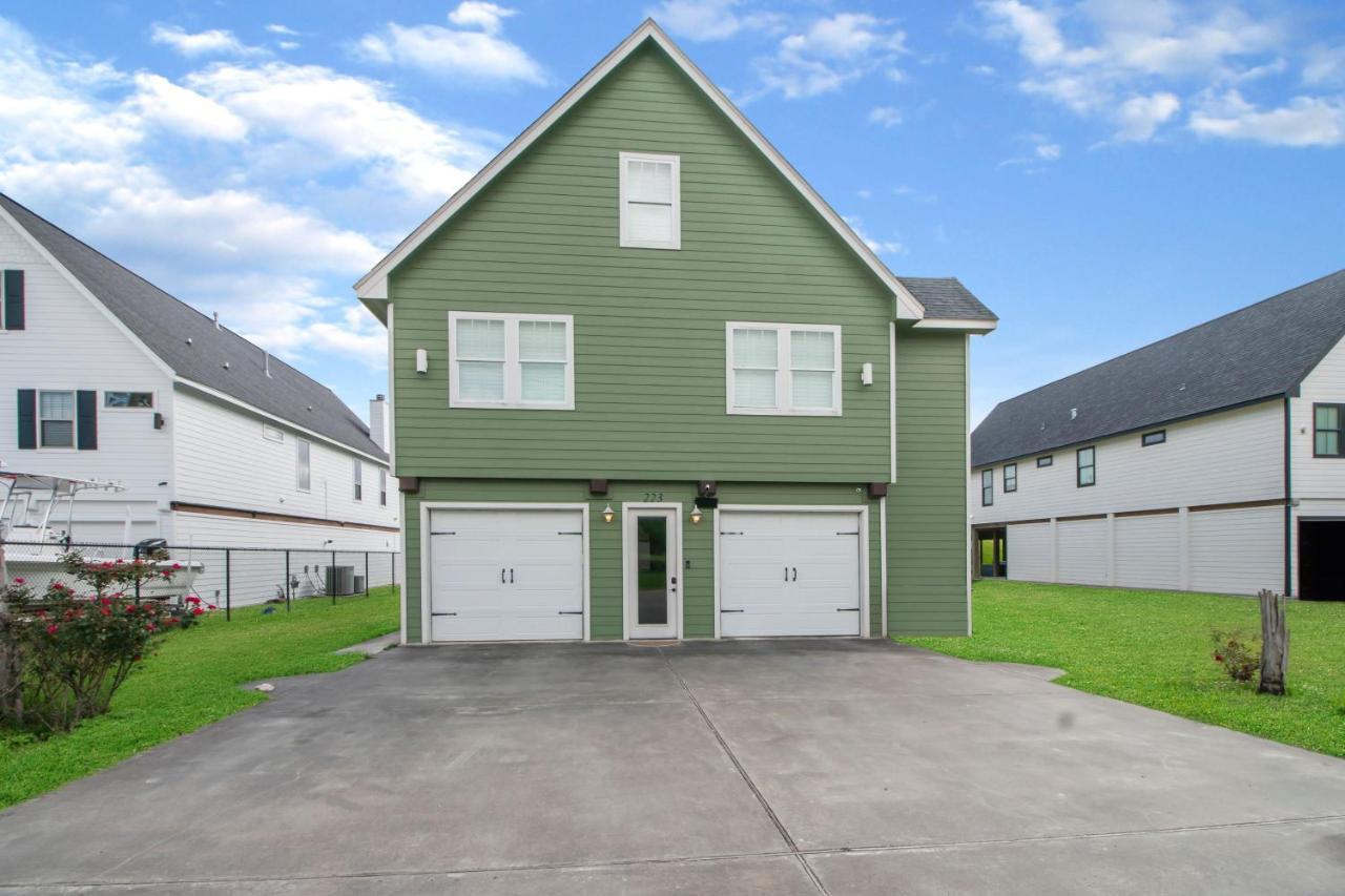 Luxury Waterfront Home Family And Pet Friendly Near Surfside Beach 11 Mins Freeport Kültér fotó