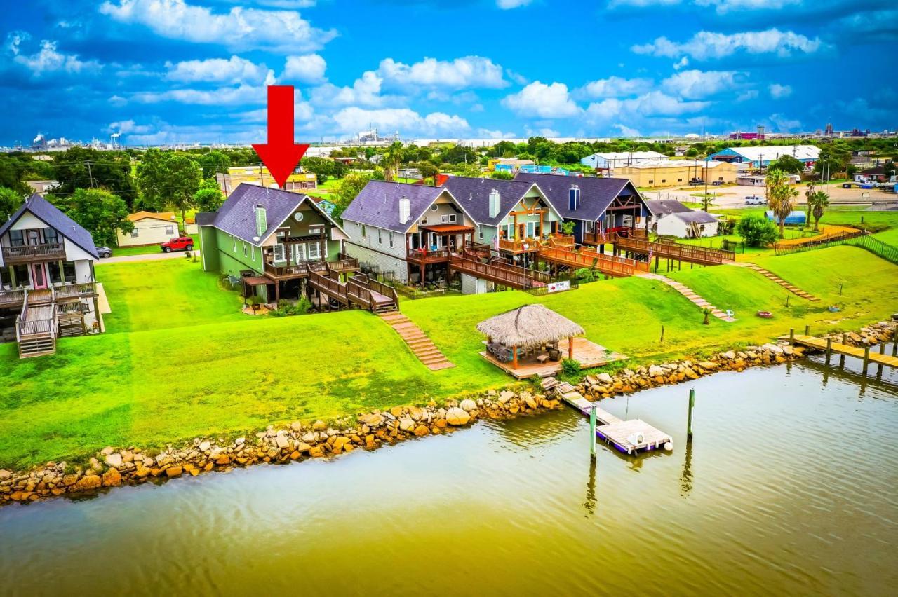 Luxury Waterfront Home Family And Pet Friendly Near Surfside Beach 11 Mins Freeport Kültér fotó