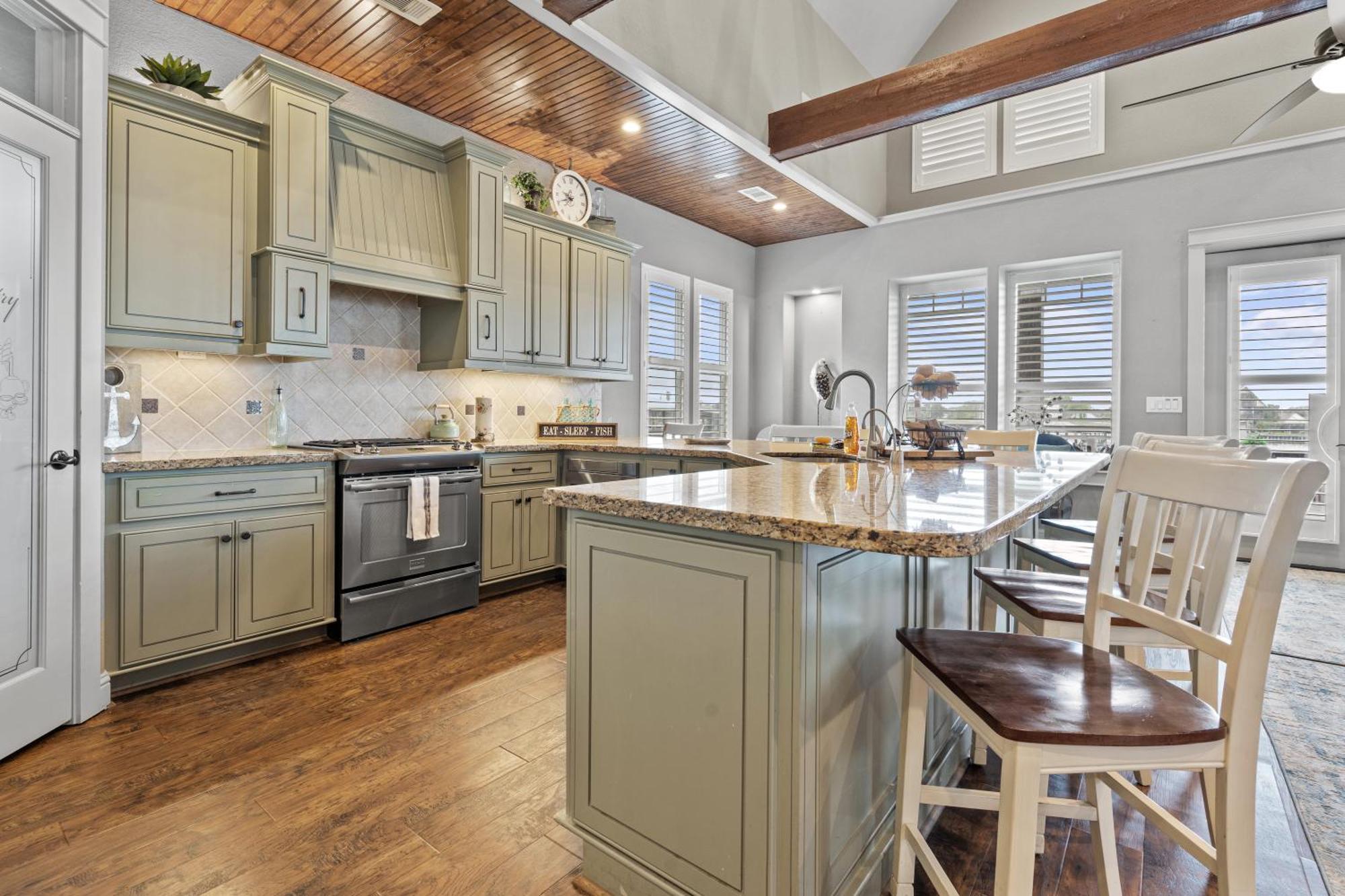 Luxury Waterfront Home Family And Pet Friendly Near Surfside Beach 11 Mins Freeport Kültér fotó